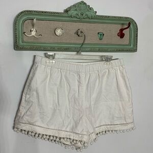 Very Truly Yours White boho Pompom shorts linen cotton large